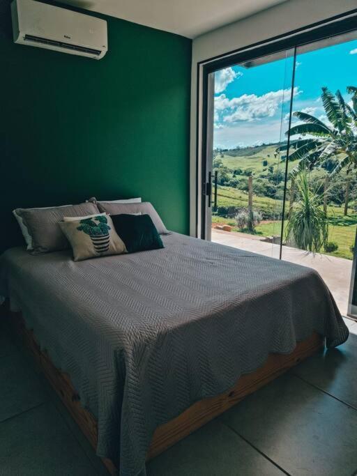 Casa Container Com Spa E Linda Vista Para A Serra Da Mantiqueira Villa Bueno Brandão Екстериор снимка